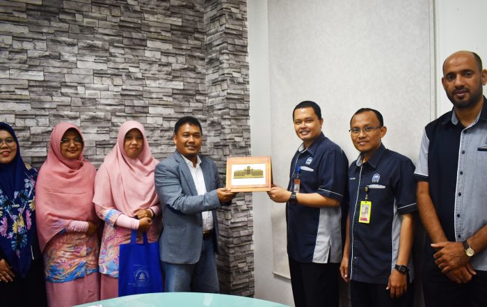 Usim Alamiyyah welcomes Mr. Surya Darma, the Director and delegation from Madrasah Istiqlal Jakarta, Yayasan Istiqlal Indonesia for the official working visit & LoI signing with USIM